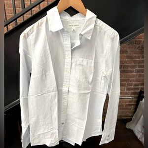 Blue & White Striped Banana Republic Button Down size M